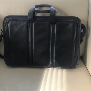 Leather black bag, with 2 zipped closure cases, 2 laptop/tablet sleeves 17x11